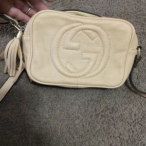 Gucci purse. Too small for anything I’d use.